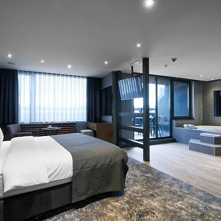Nova Vista Centrum Eskisehir, A Member Of Radisson Individuals 4* Eskisehir
