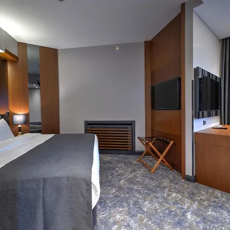 Hotel Nova Vista Centrum Eskisehir, A Member Of Radisson Individuals 4*