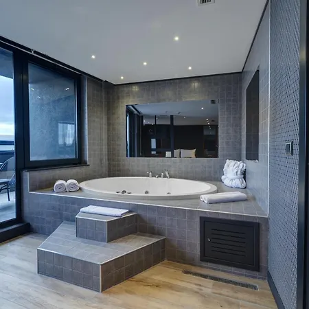 Nova Vista Centrum Eskisehir, A Member Of Radisson Individuals Hotel 4*