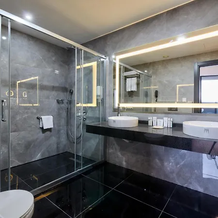 מלון Nova Vista Centrum Eskisehir, A Member Of Radisson Individuals 4*