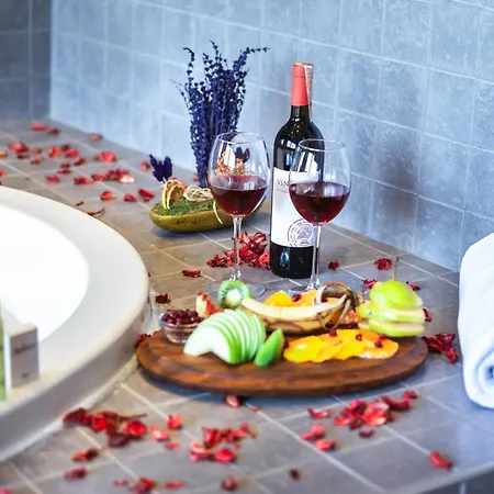 מלון Nova Vista Centrum Eskisehir, A Member Of Radisson Individuals 4*