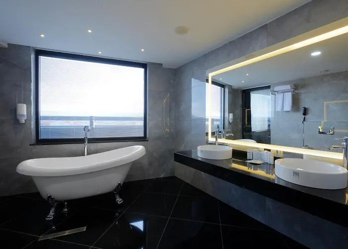 Hotel Nova Vista Centrum Eskisehir, A Member Of Radisson Individuals 4*