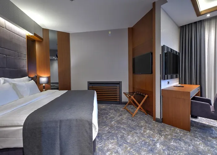 Hotel Nova Vista Centrum Eskisehir, A Member Of Radisson Individuals 4*