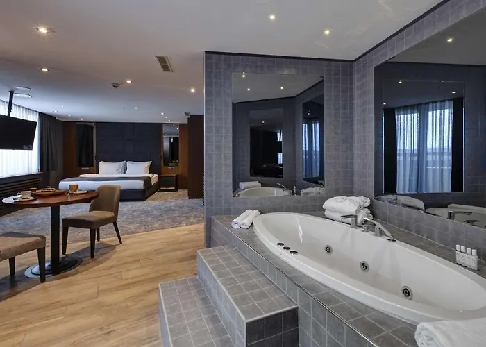 Nova Vista Centrum Eskisehir, A Member Of Radisson Individuals 4* Eskişehir